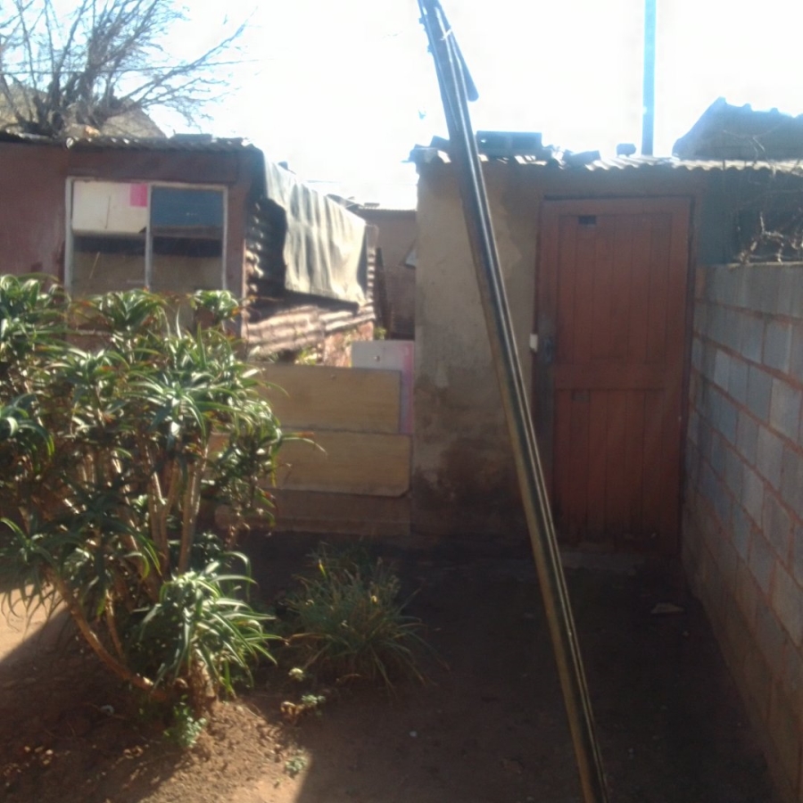 2 Bedroom Property for Sale in Katlehong South Gauteng