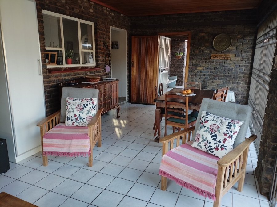 3 Bedroom Property for Sale in Daggafontein Gauteng