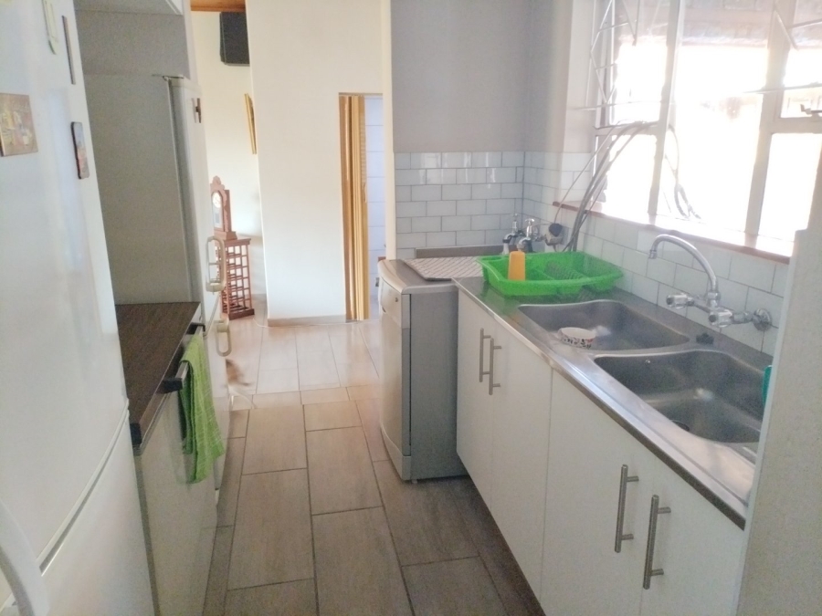 3 Bedroom Property for Sale in Daggafontein Gauteng