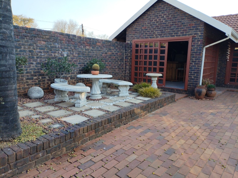 3 Bedroom Property for Sale in Daggafontein Gauteng