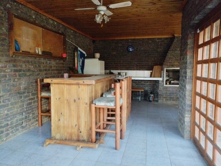 3 Bedroom Property for Sale in Daggafontein Gauteng