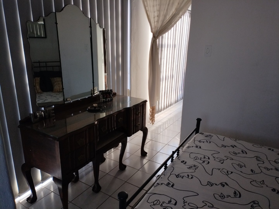 3 Bedroom Property for Sale in Daggafontein Gauteng