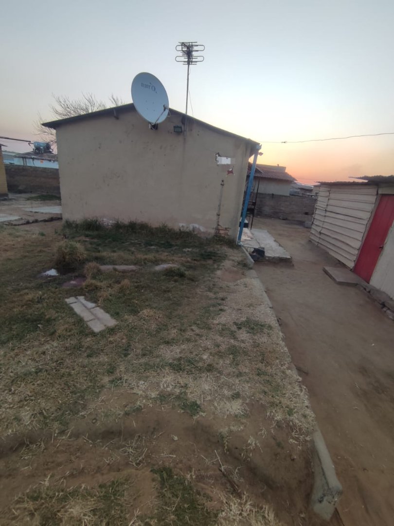 1 Bedroom Property for Sale in Kingsway Gauteng