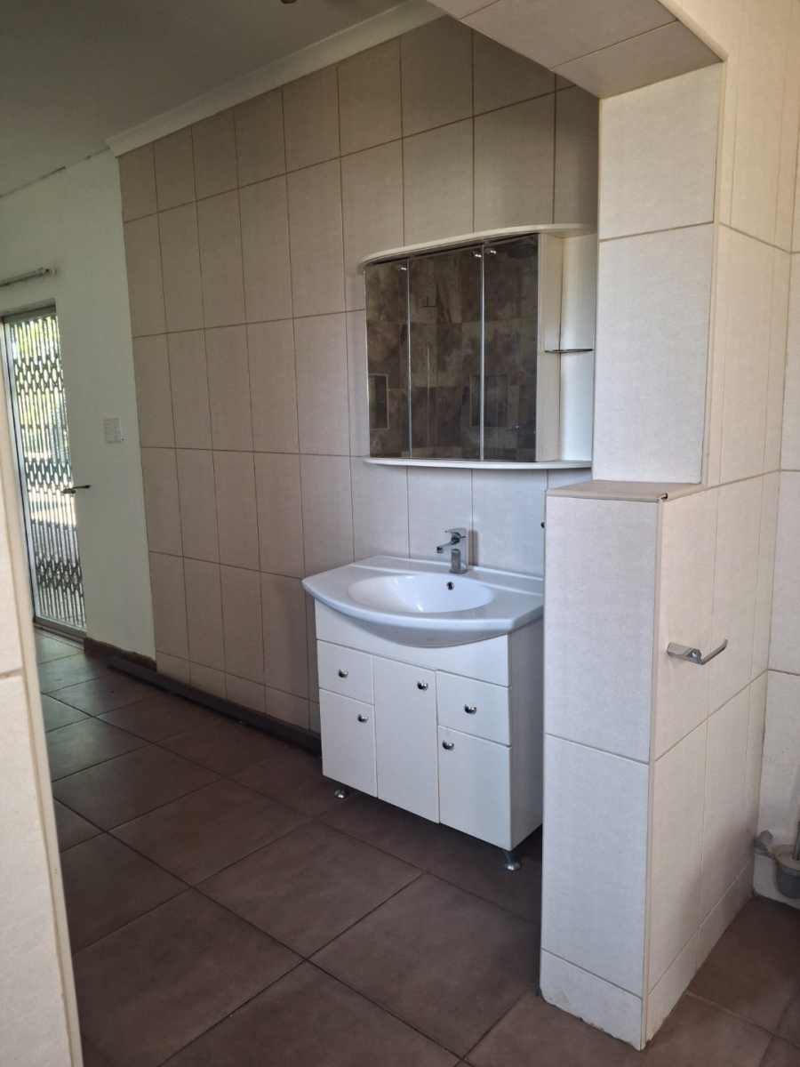 3 Bedroom Property for Sale in Cloverdene Gauteng