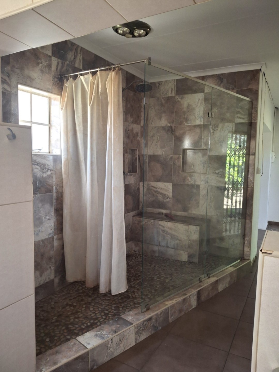 3 Bedroom Property for Sale in Cloverdene Gauteng