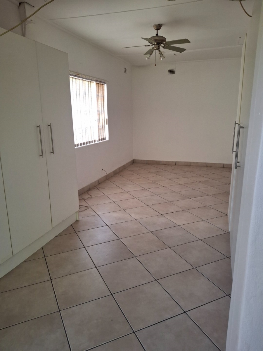 3 Bedroom Property for Sale in Cloverdene Gauteng