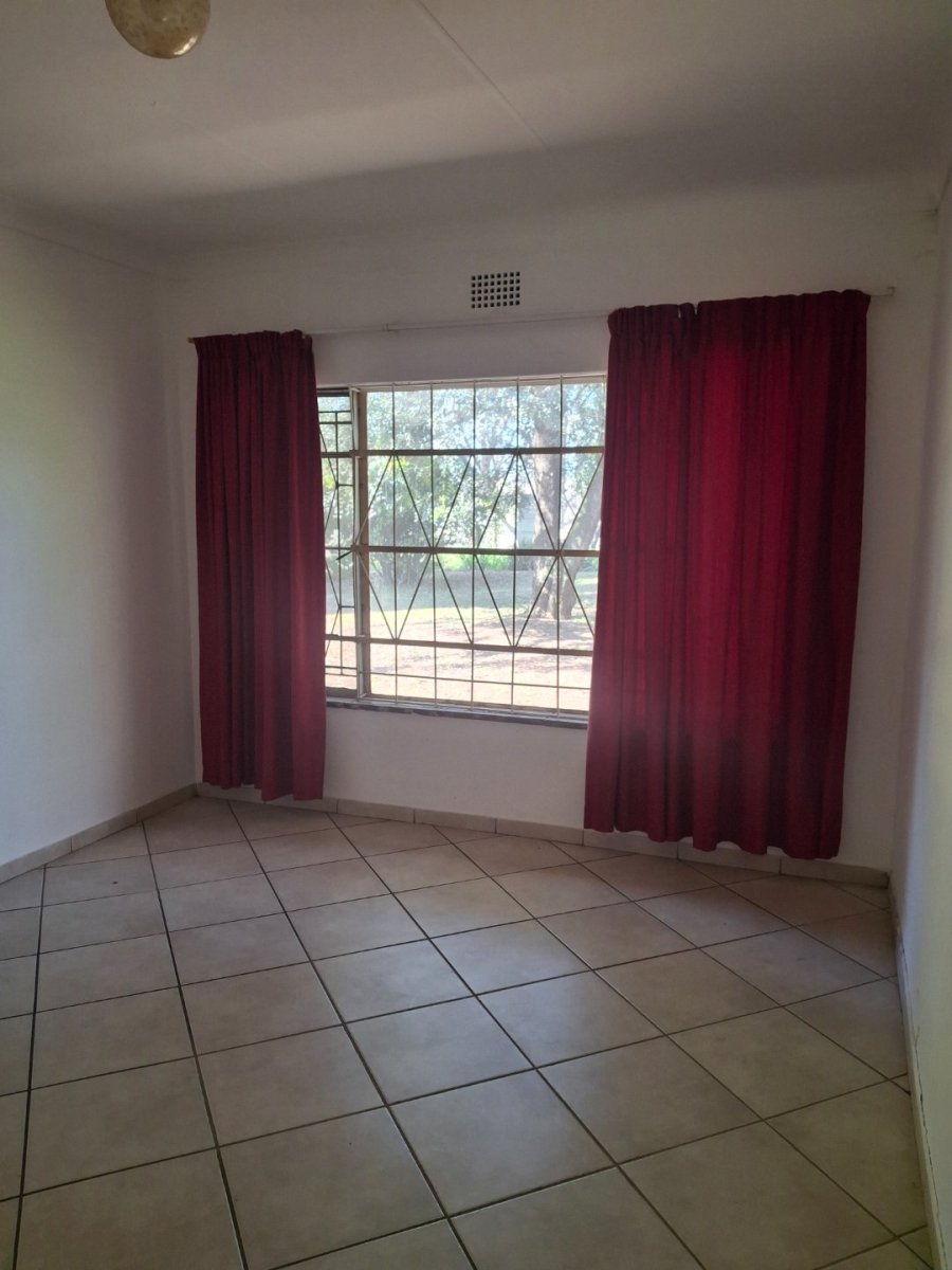 3 Bedroom Property for Sale in Cloverdene Gauteng