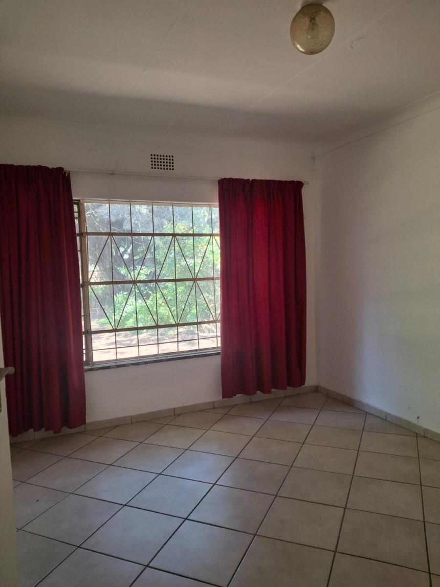 3 Bedroom Property for Sale in Cloverdene Gauteng