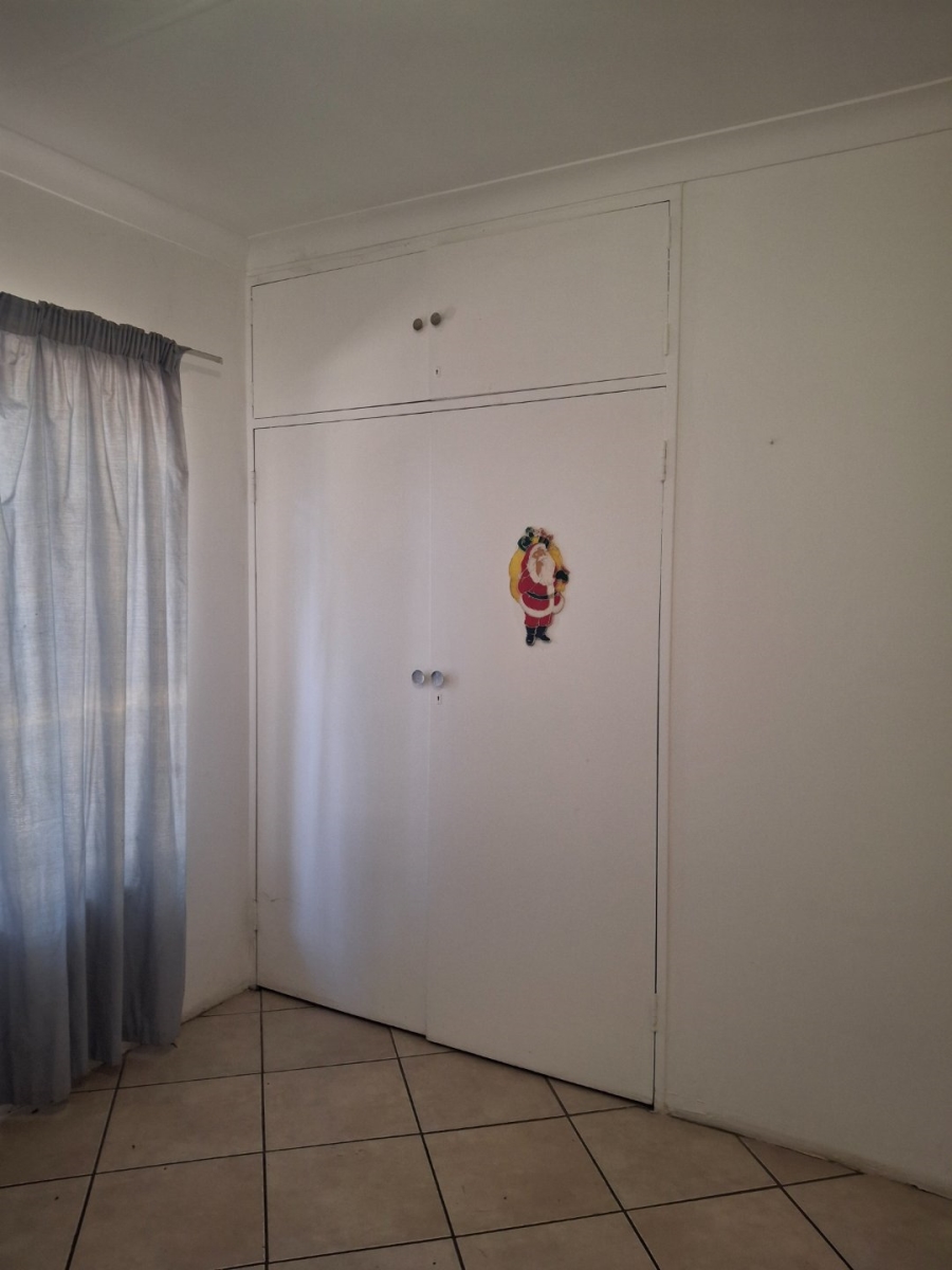 3 Bedroom Property for Sale in Cloverdene Gauteng
