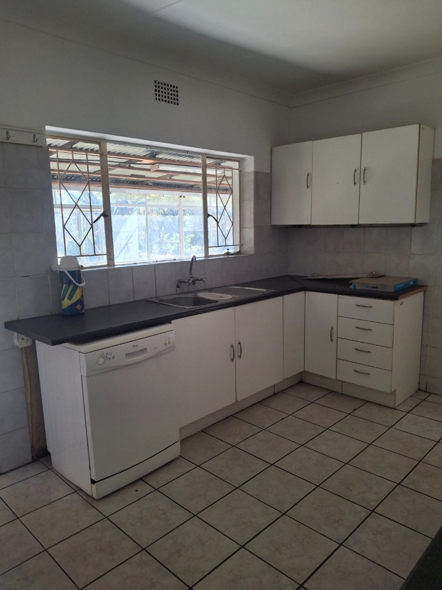 3 Bedroom Property for Sale in Cloverdene Gauteng