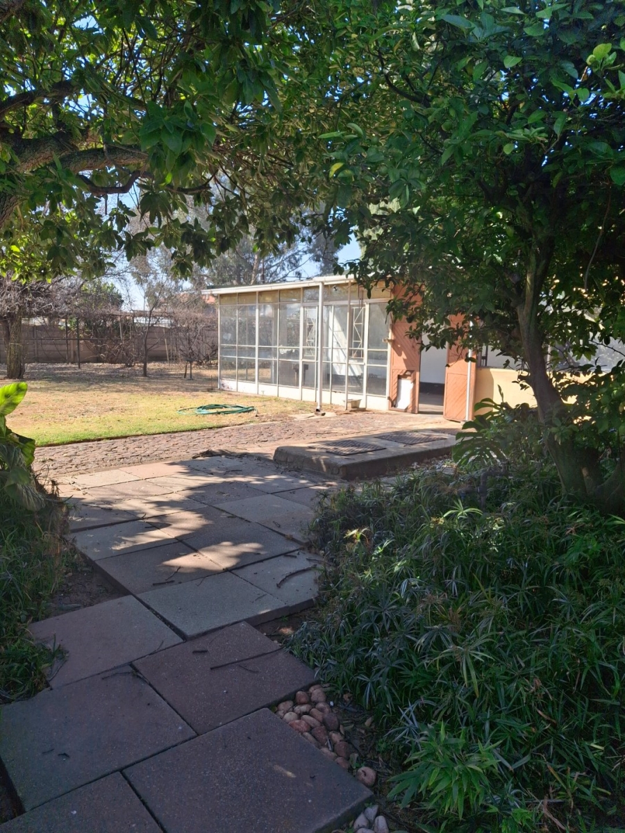 3 Bedroom Property for Sale in Cloverdene Gauteng