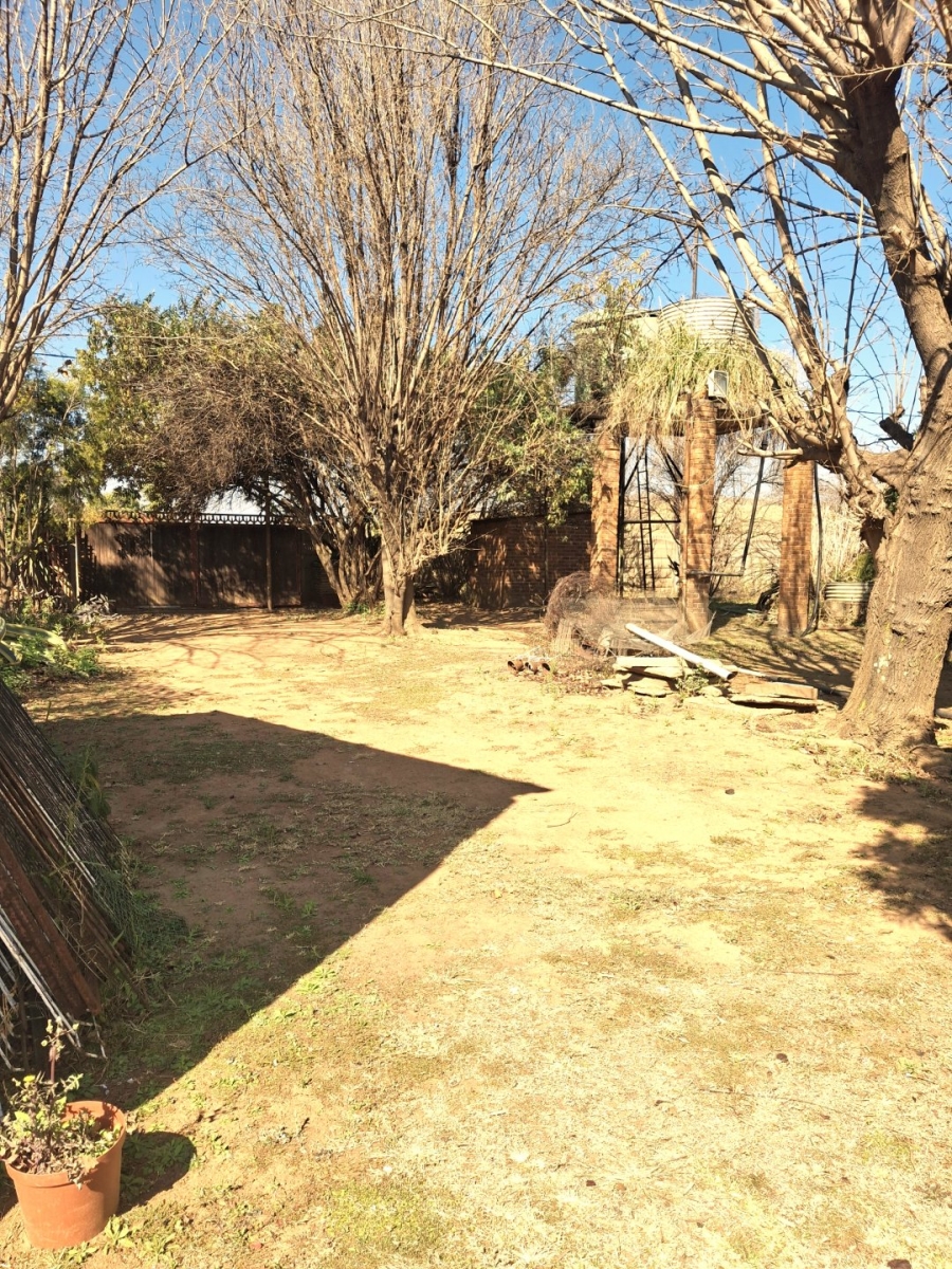 3 Bedroom Property for Sale in Cloverdene Gauteng
