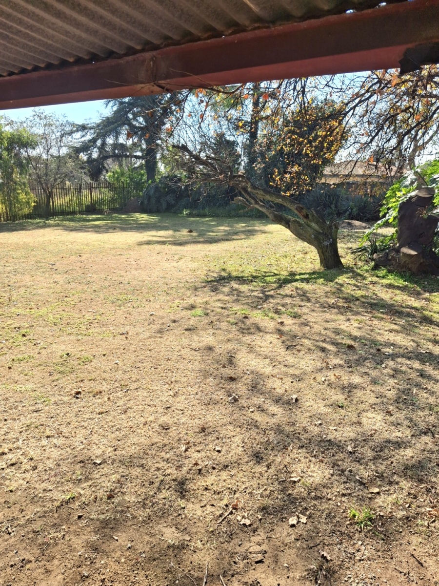 3 Bedroom Property for Sale in Cloverdene Gauteng