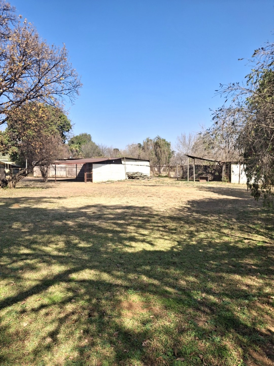 3 Bedroom Property for Sale in Cloverdene Gauteng