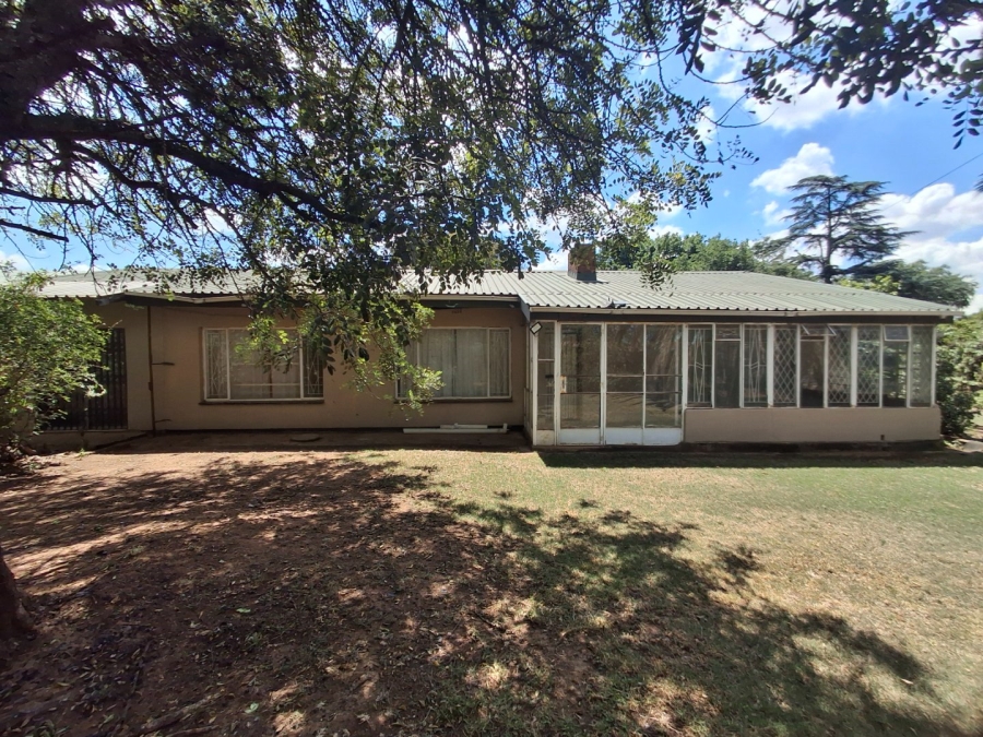 Commercial Property for Sale in Cloverdene Gauteng