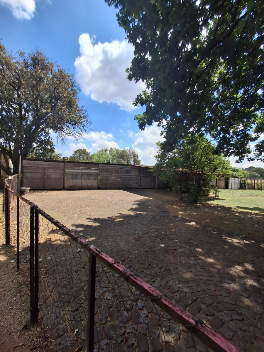 Commercial Property for Sale in Cloverdene Gauteng