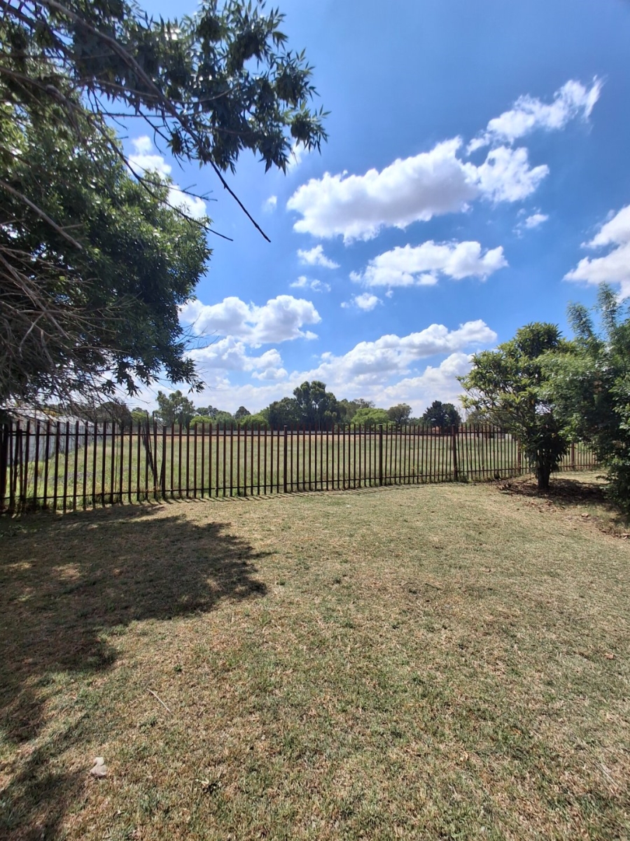 Commercial Property for Sale in Cloverdene Gauteng