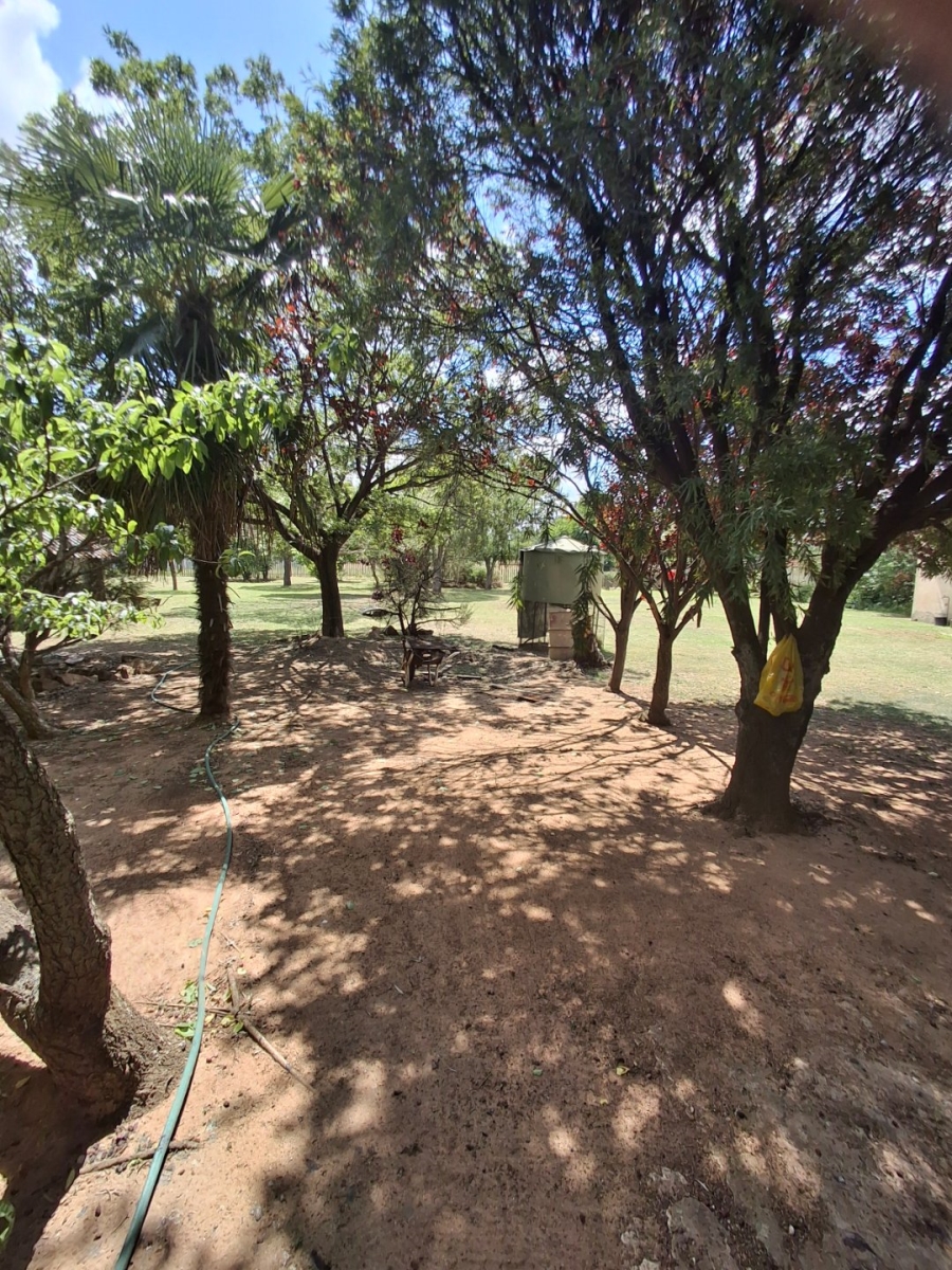 Commercial Property for Sale in Cloverdene Gauteng