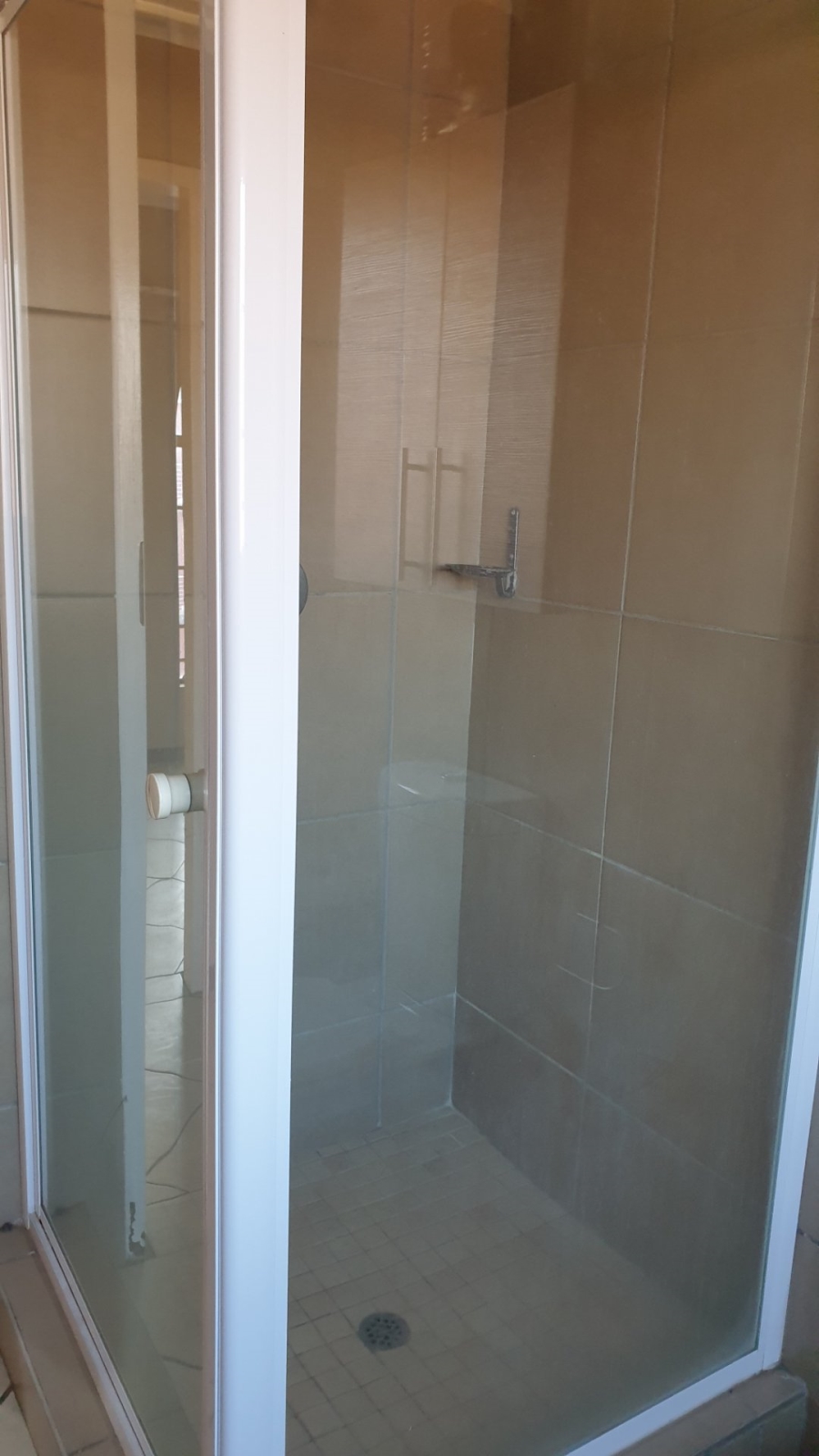 2 Bedroom Property for Sale in Monavoni Gauteng