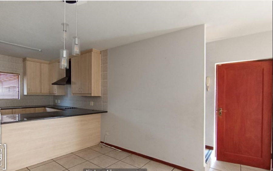 5 Bedroom Property for Sale in Eden Glen Gauteng