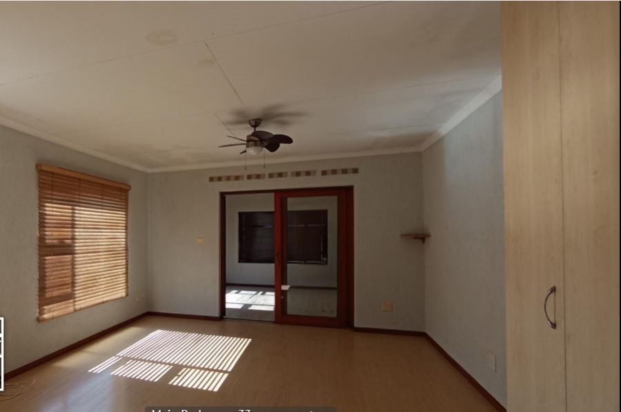 5 Bedroom Property for Sale in Eden Glen Gauteng
