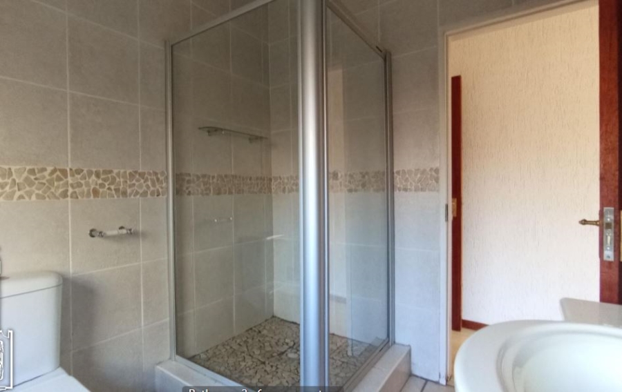 5 Bedroom Property for Sale in Eden Glen Gauteng