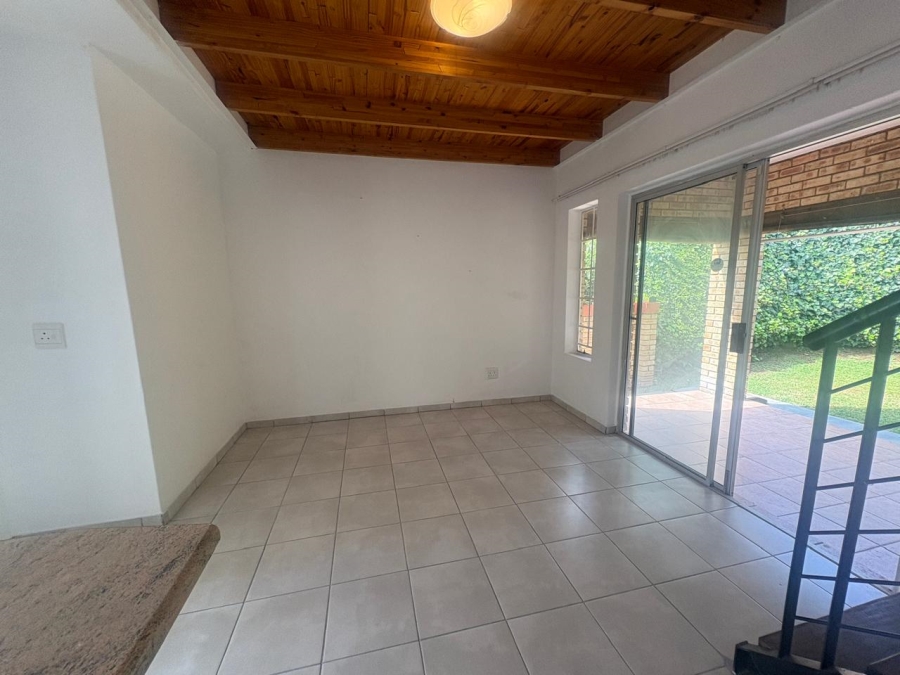 2 Bedroom Property for Sale in Wilgeheuwel Gauteng
