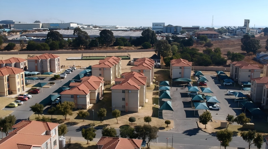 2 Bedroom Property for Sale in Ormonde View Gauteng