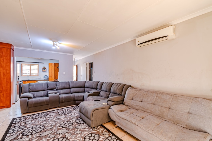 2 Bedroom Property for Sale in Amberfield Gauteng