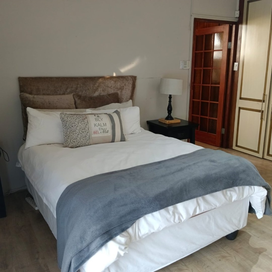 4 Bedroom Property for Sale in Glen Marais Gauteng