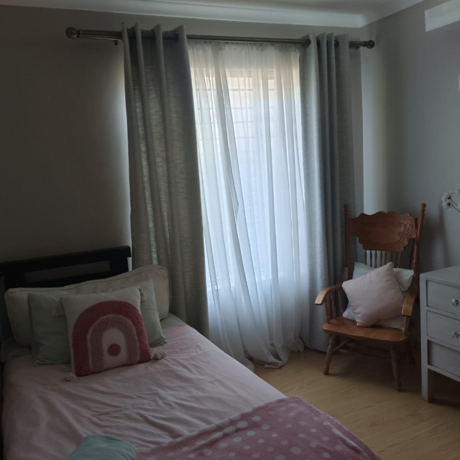 4 Bedroom Property for Sale in Glen Marais Gauteng