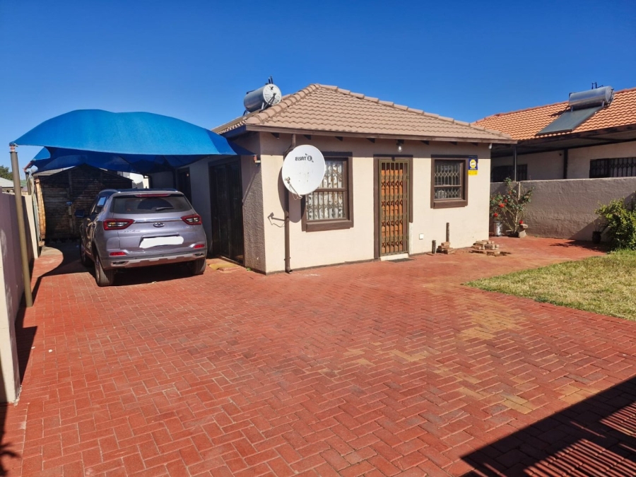 3 Bedroom Property for Sale in The Orchards Gauteng
