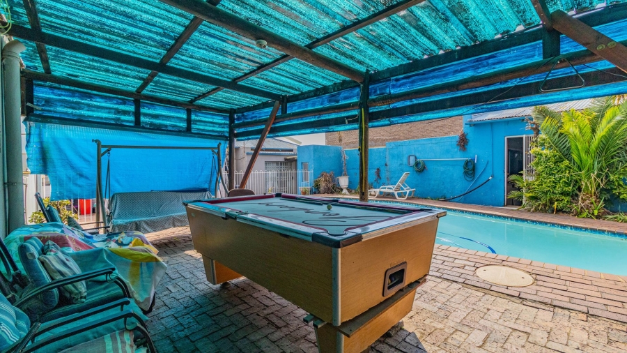 4 Bedroom Property for Sale in The Hill Gauteng