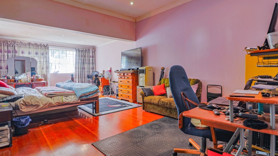 4 Bedroom Property for Sale in The Hill Gauteng