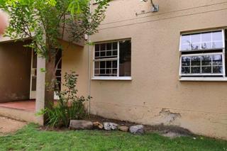 To Let 3 Bedroom Property for Rent in Vorna Valley Gauteng