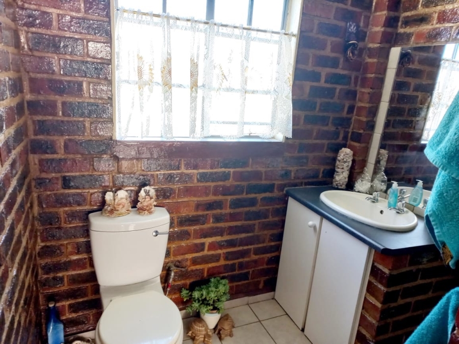 To Let 2 Bedroom Property for Rent in Putfontein Gauteng