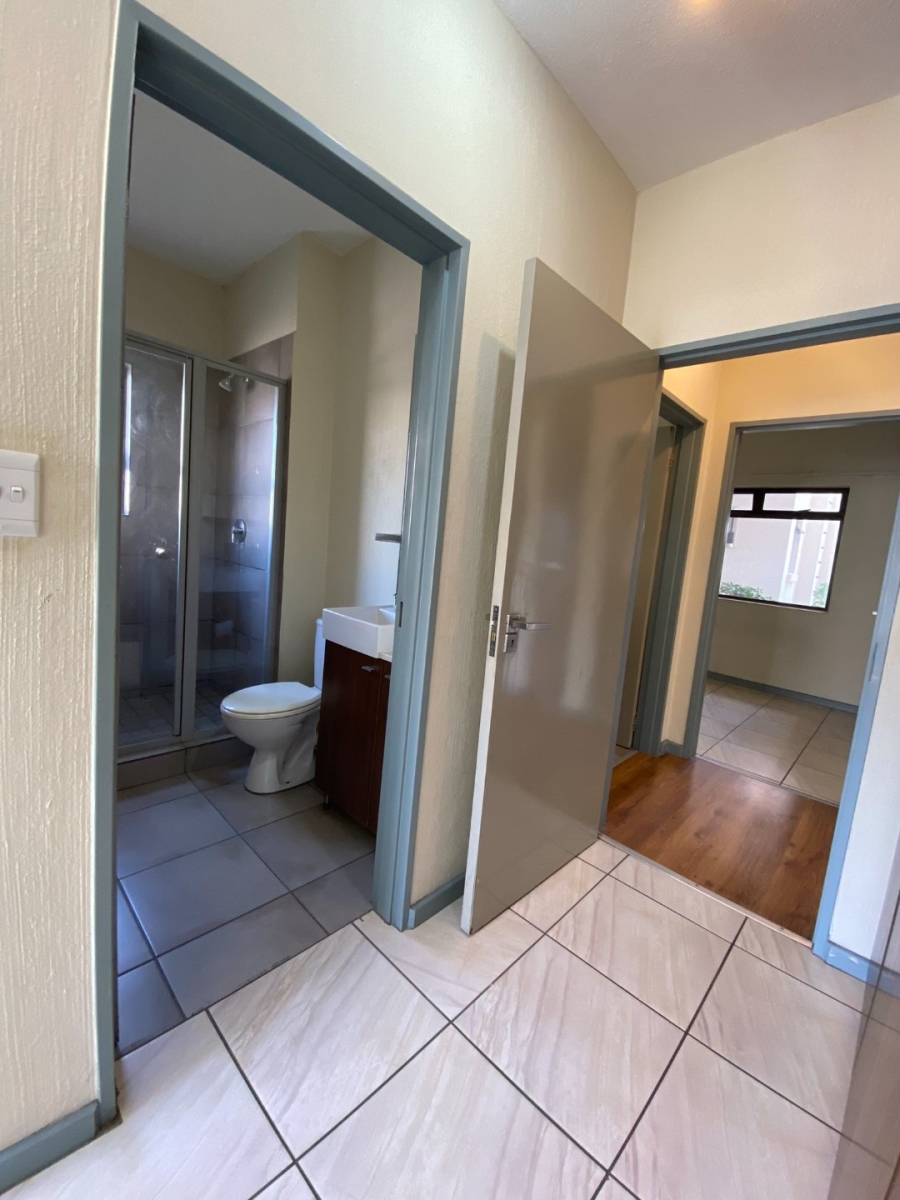 2 Bedroom Property for Sale in Fourways Gauteng