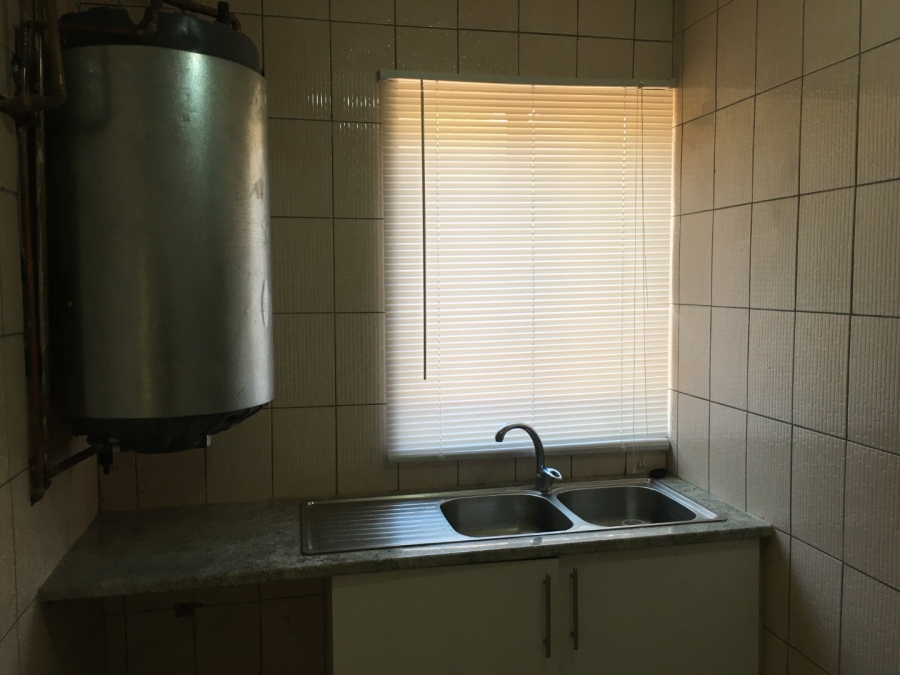1 Bedroom Property for Sale in Jeppestown Gauteng