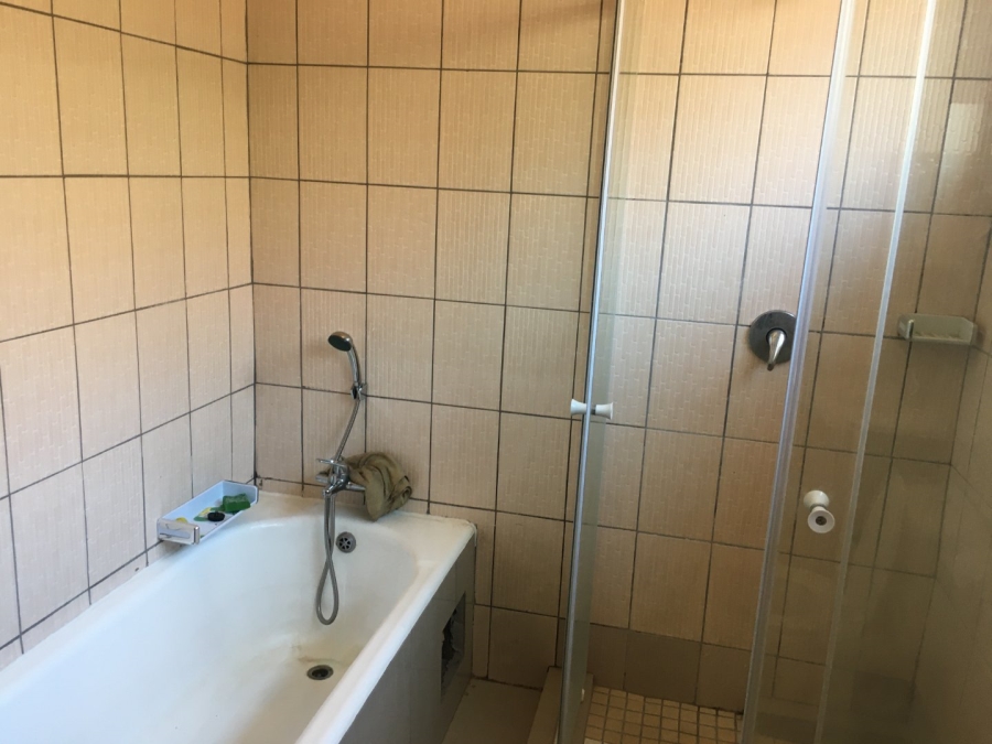 1 Bedroom Property for Sale in Jeppestown Gauteng