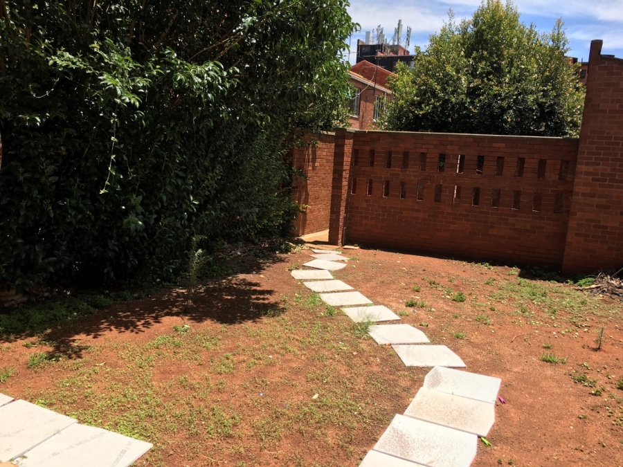 1 Bedroom Property for Sale in Jeppestown Gauteng