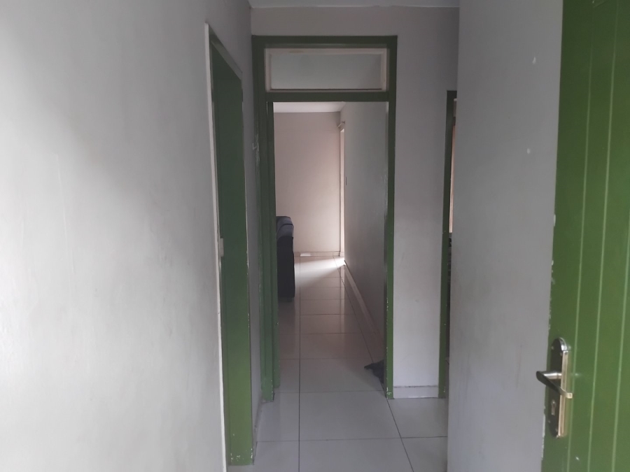 1 Bedroom Property for Sale in Jeppestown Gauteng