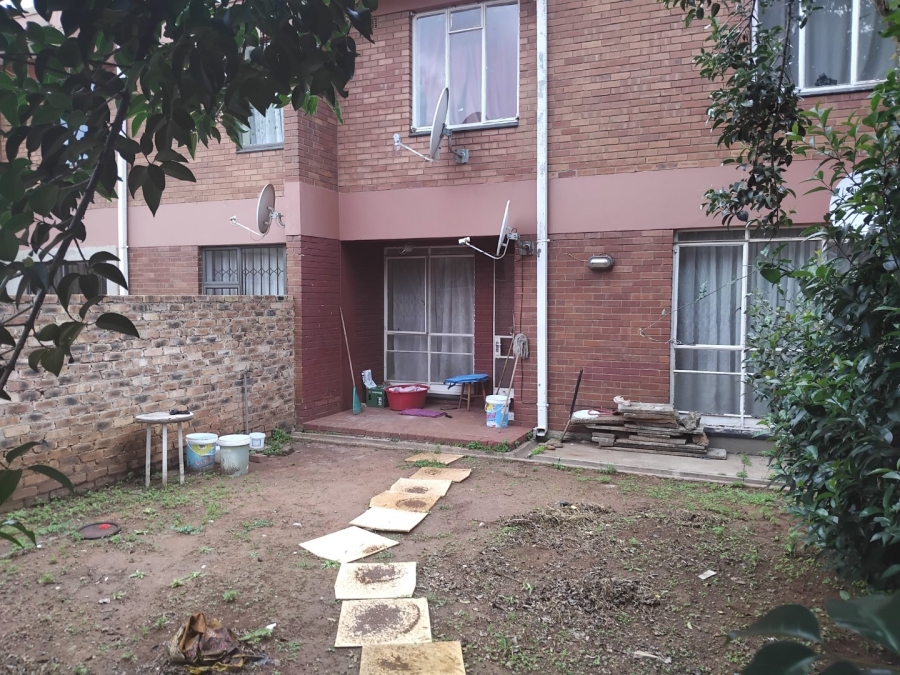 1 Bedroom Property for Sale in Jeppestown Gauteng