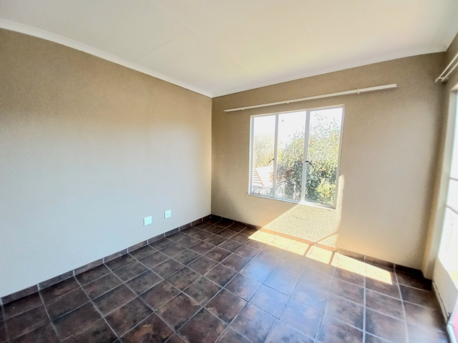 1 Bedroom Property for Sale in Eden Glen Gauteng