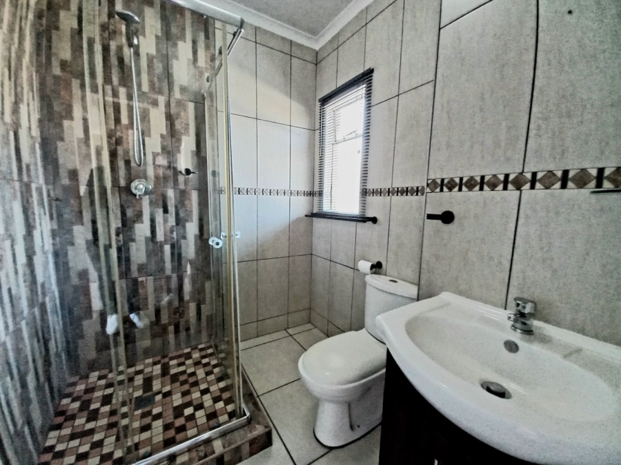 1 Bedroom Property for Sale in Eden Glen Gauteng