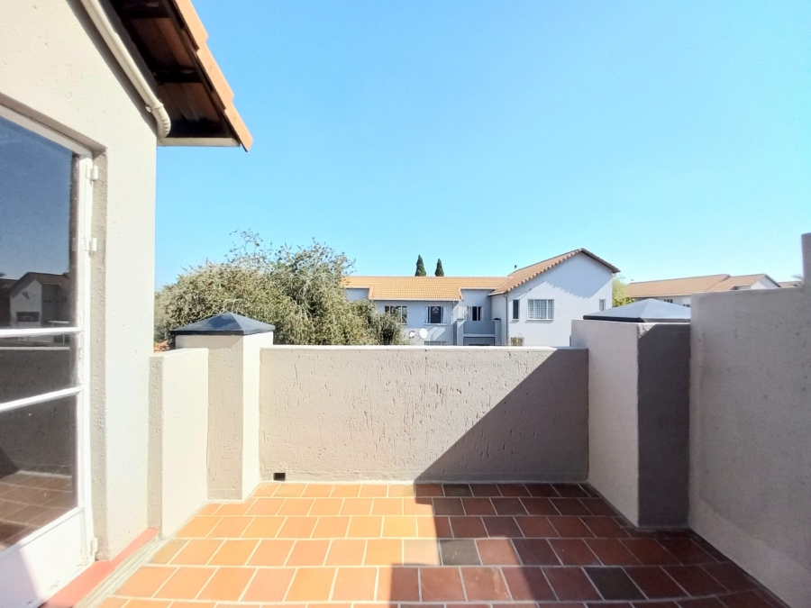 1 Bedroom Property for Sale in Eden Glen Gauteng