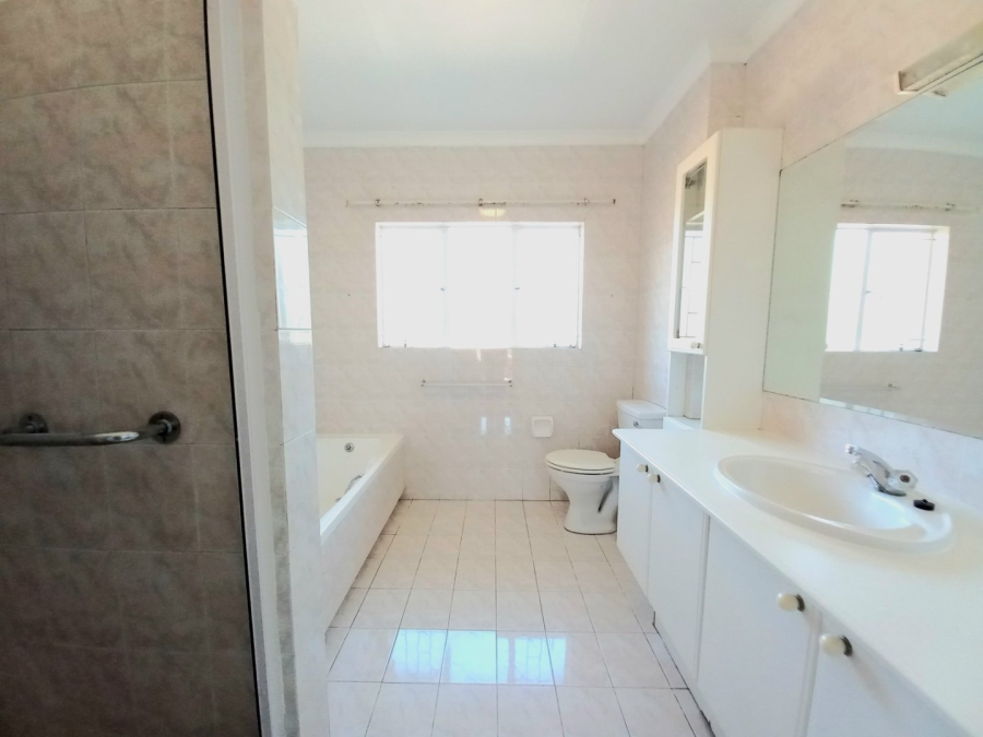 3 Bedroom Property for Sale in Eden Glen Gauteng