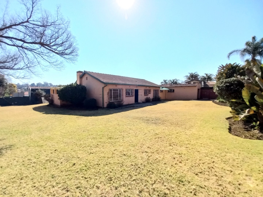 3 Bedroom Property for Sale in Edenvale Central Gauteng