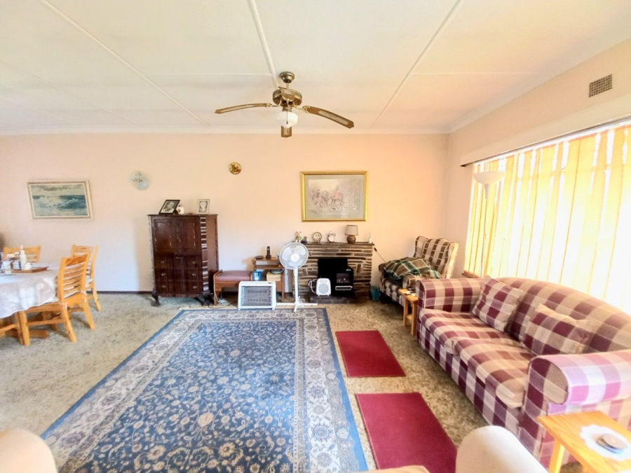 3 Bedroom Property for Sale in Edenvale Central Gauteng