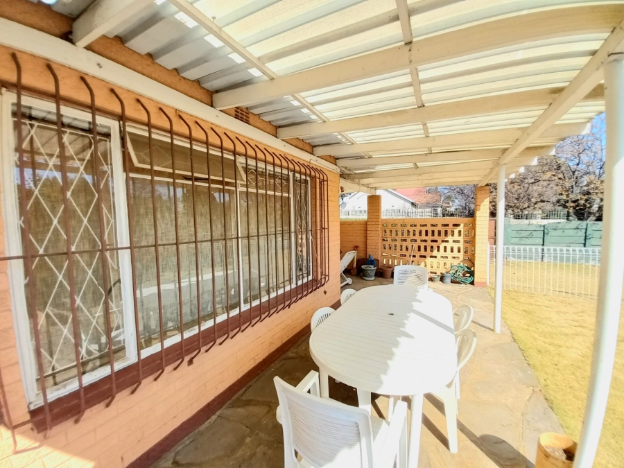 3 Bedroom Property for Sale in Edenvale Central Gauteng
