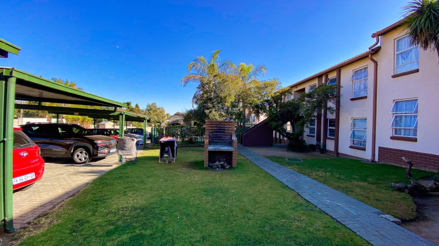 2 Bedroom Property for Sale in Norkem Park Gauteng